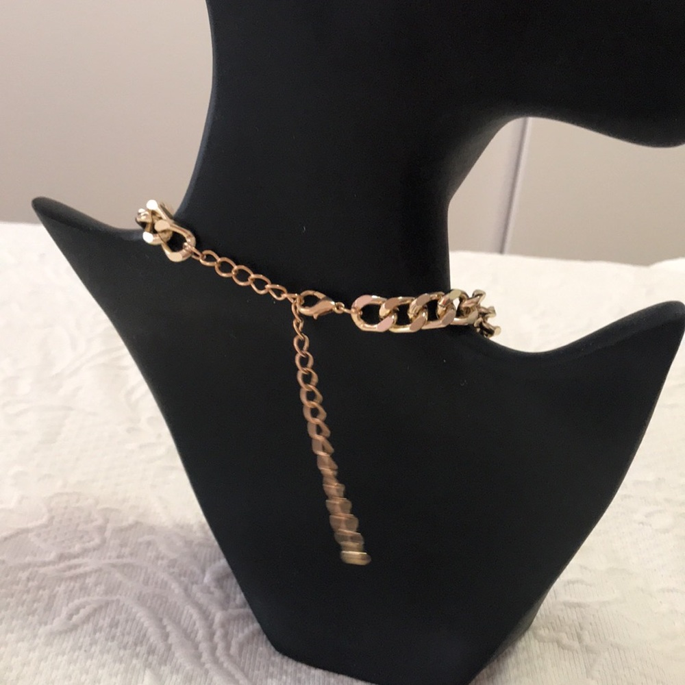 Jewelry - Picture 3 of 3